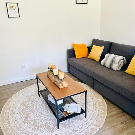 Maison Avec Acces Au Lac Izon Extérieur photo